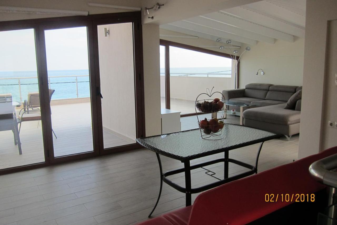 Apartments By The Sea Leptokaryá Extérieur photo